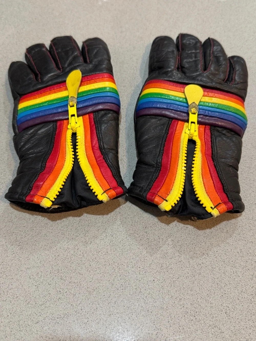 VINTAGE KOMBI RAINBOW STRIPE LEATHER SKI GLOVES BLACK RETRO 70s MADE IN JAPAN